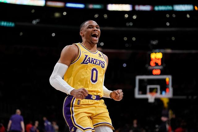 德天空：布兰特将无法出战多特对阵拜仁的比赛